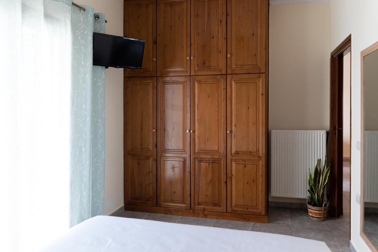 Destino Home Overlooking The Venetian Port Of Chania La Canea Exterior foto